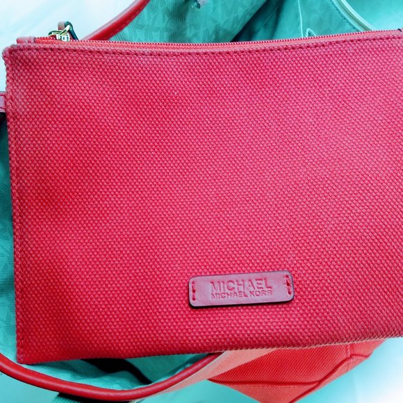 Coral Michael Kors Tote Bag Excellent condition. - Picture 4 of 11